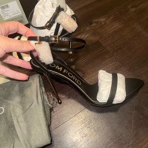 Tom Ford Padlock high heels. W/dust bag,box & accessories.Serious inquiries only